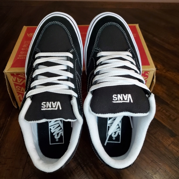 Vans Bearcat Black/White Men Size 8, equivalent to Women Size 9.5 - Picture 5 of 10